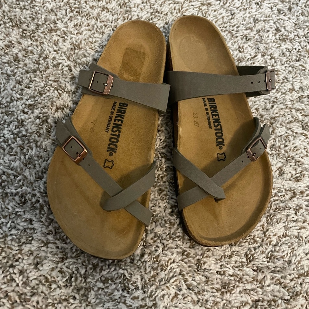Berkinstock white sandals new